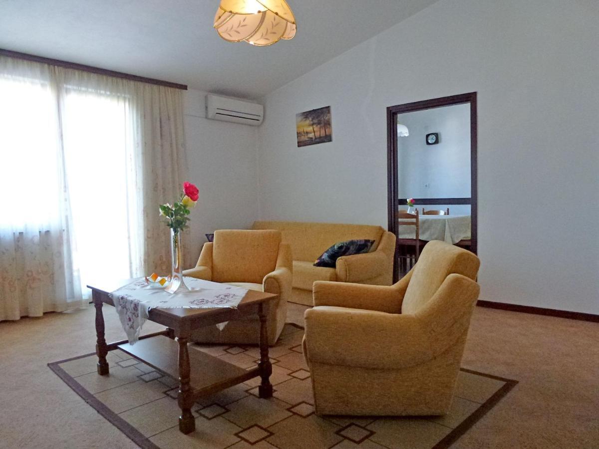 Apartment Milica Njivice Εξωτερικό φωτογραφία